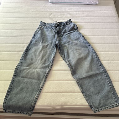 Baggy jeans