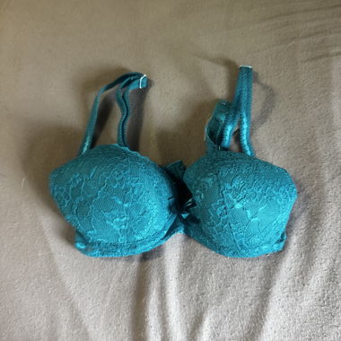Reggiseno in pizzo turchese