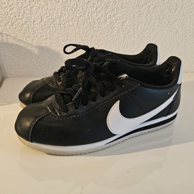 Nike Cortez