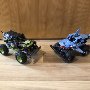 Lot de 2 véhicules LEGO