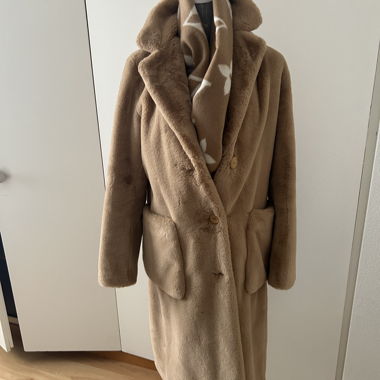 New manteau en fausse fourrure marron ceinturé CHARAKTERE