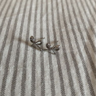 Silver Bow Earrings