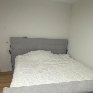 Boxspringbett mit TV Lift 