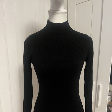 Pullover black