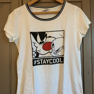 T-shirt cartoon