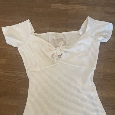 white sézane Paris style cami ribbed top