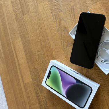 iPhone 14