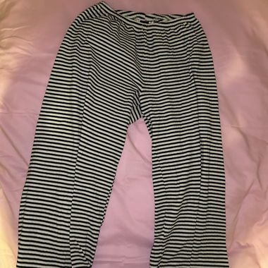 Gina Tricot hose dunkelblau & weiss
