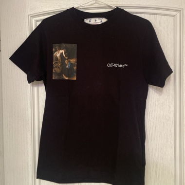 Off-White T-Shirt mit Print