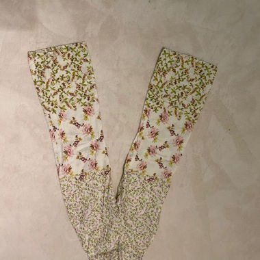 Pantalon à fleurs
