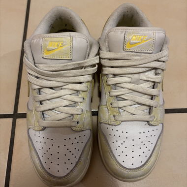 Dunk SB Yellow Strike / 36.5