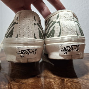 Vans Authentic Olivine 