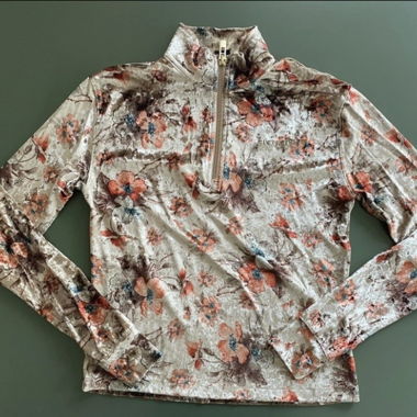Haut fleuri avec zip