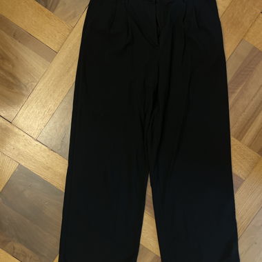 Schwarze Stoffhose