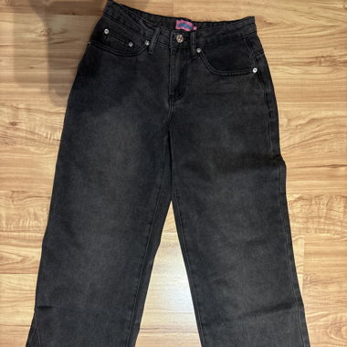 Edikted Jeans Grösse XS neu