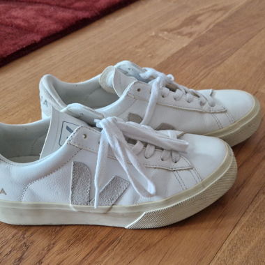 Baskets VEJA T. 37
