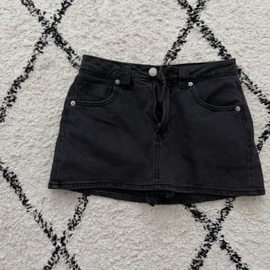 Gonna in jeans nera Stradivarius