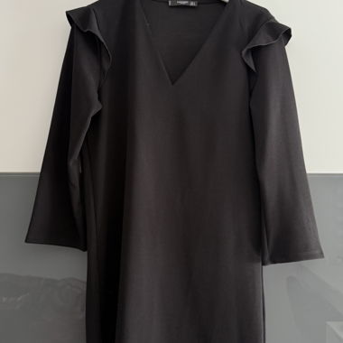black dress size S