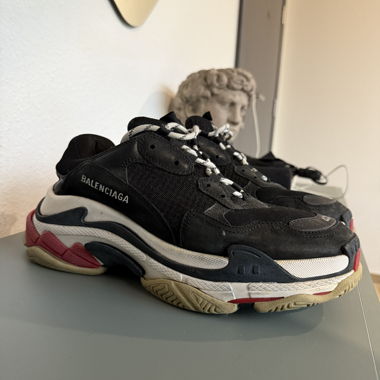 Balenciaga Triple S size 43