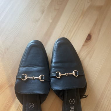 Mules 