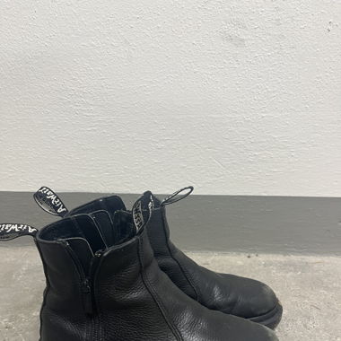 Dr. Martens
