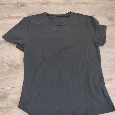 Schwarzes T-Shirt