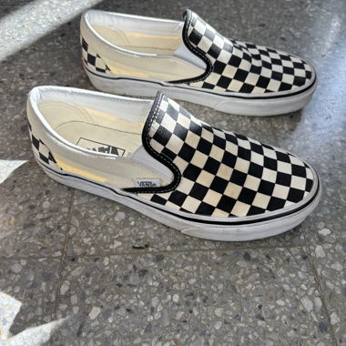 VANS shoes BLACK and WHITE