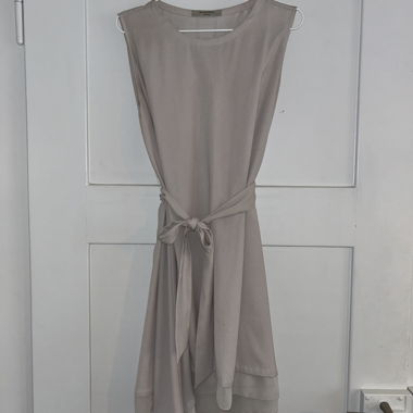 Robe AllSaints