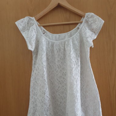 Robe en dentelle blanche 