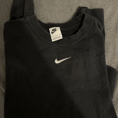 Nike sweater