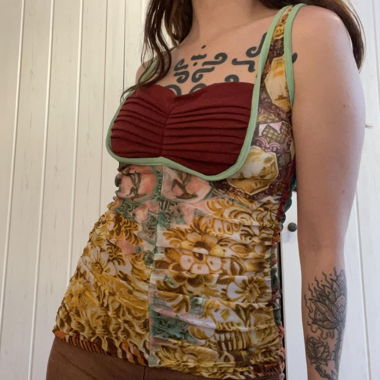Save the queen top