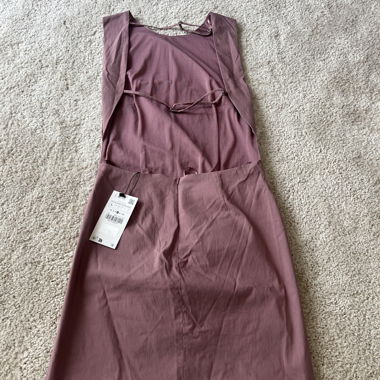 Robe rose foncé neuve dos nu Zara 