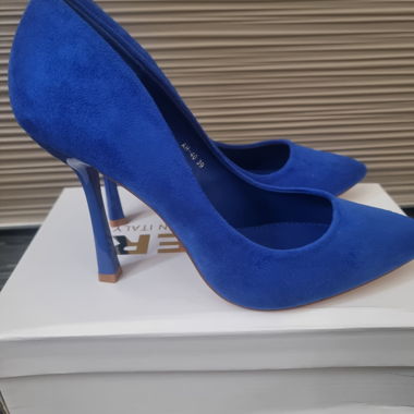 Décolleté COMER in camoscio blu cobalto taglia EU 39