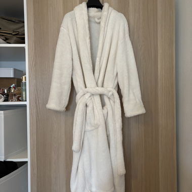 Flauschiger Bademantel/ Morgenmantel 