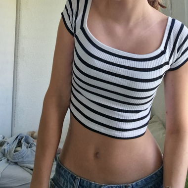 Cute summer off-shoulder Top 