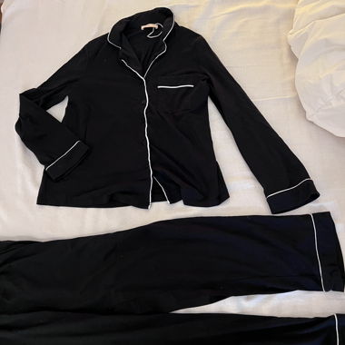 Zweiteiliges Pyjama in Schwarz