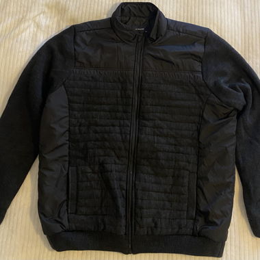 Schwarze Jacke