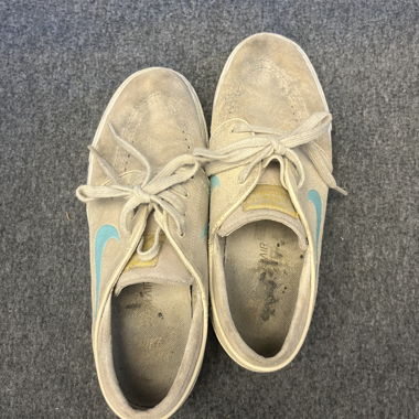 Baskets Nike beiges
