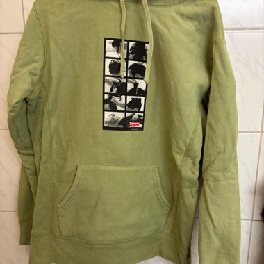 Supreme Sweater