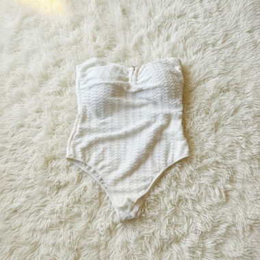 Body blanc sans bretelles