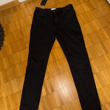 FORÅGE Essential Slim Denim – Schwarz 
