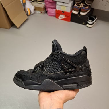 Jordan 4 Olivia Kim