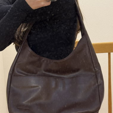 Braune Schultertasche