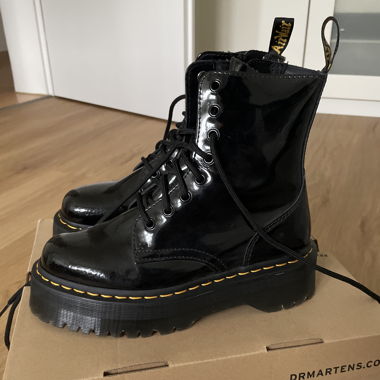 Dr. Martens AirWair Jadon black Boots Platform