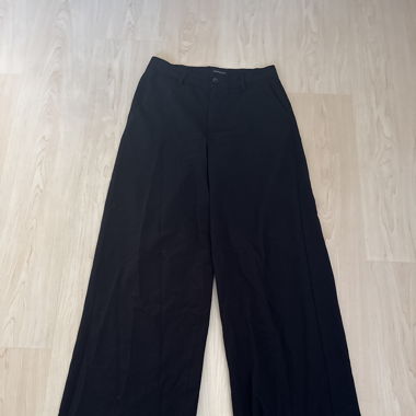 Schwarze Baggy Stoffhose