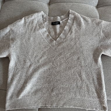 Pull en maille grise