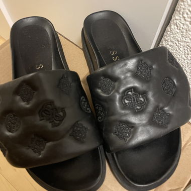 Guess black mules