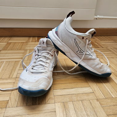 Mizuno Hallenschuhe weiss/blau