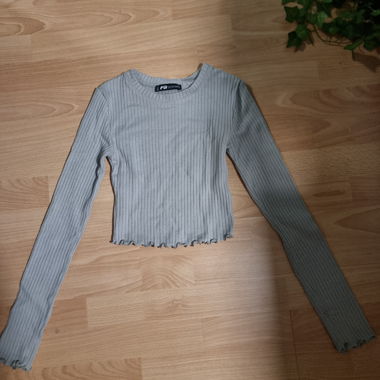 Long sleeve