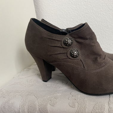 Schuhe mit Absatz